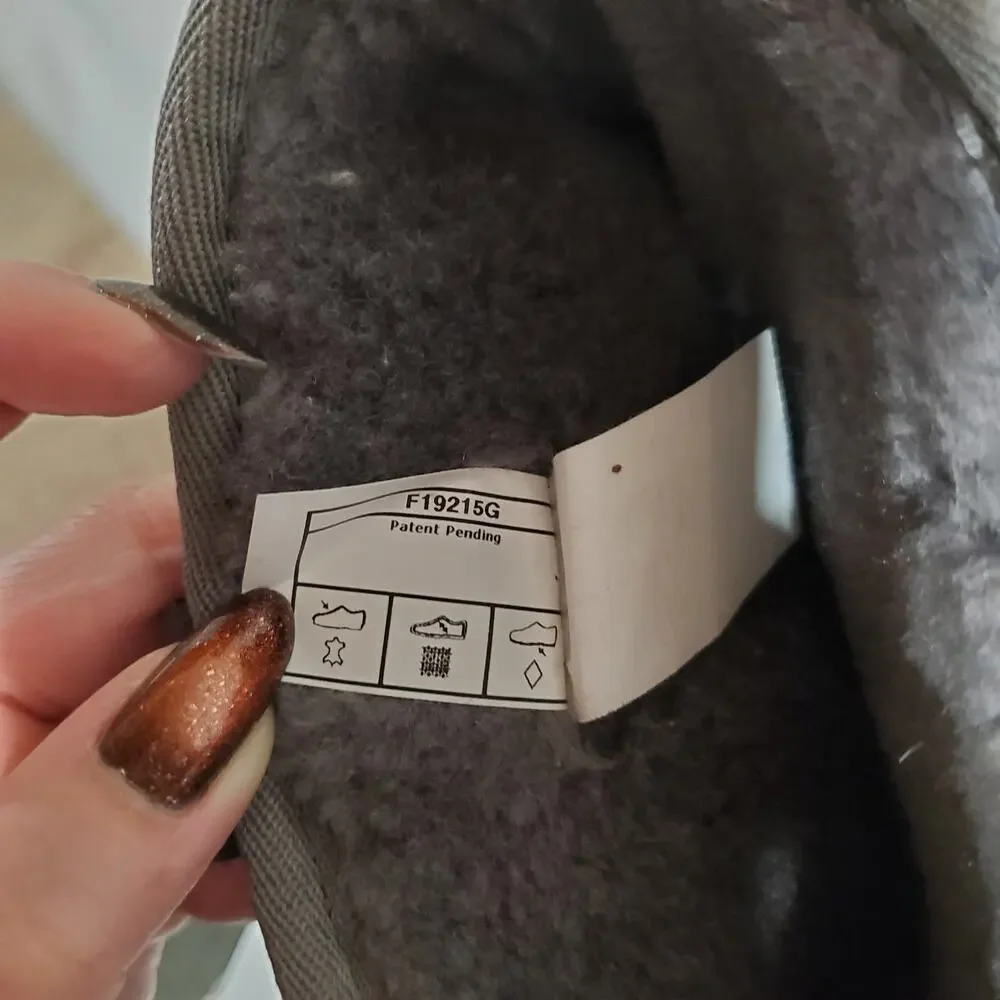 Ugg Heart Kids Suede Shearling Lined Mid Moto Boots Size 4 Gray Winter Leather